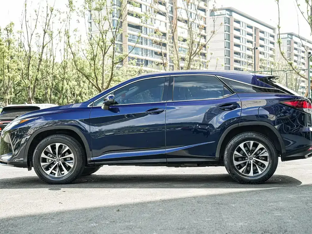 Lexus RX — фото 8