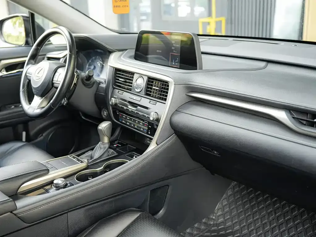 Lexus RX — фото 2