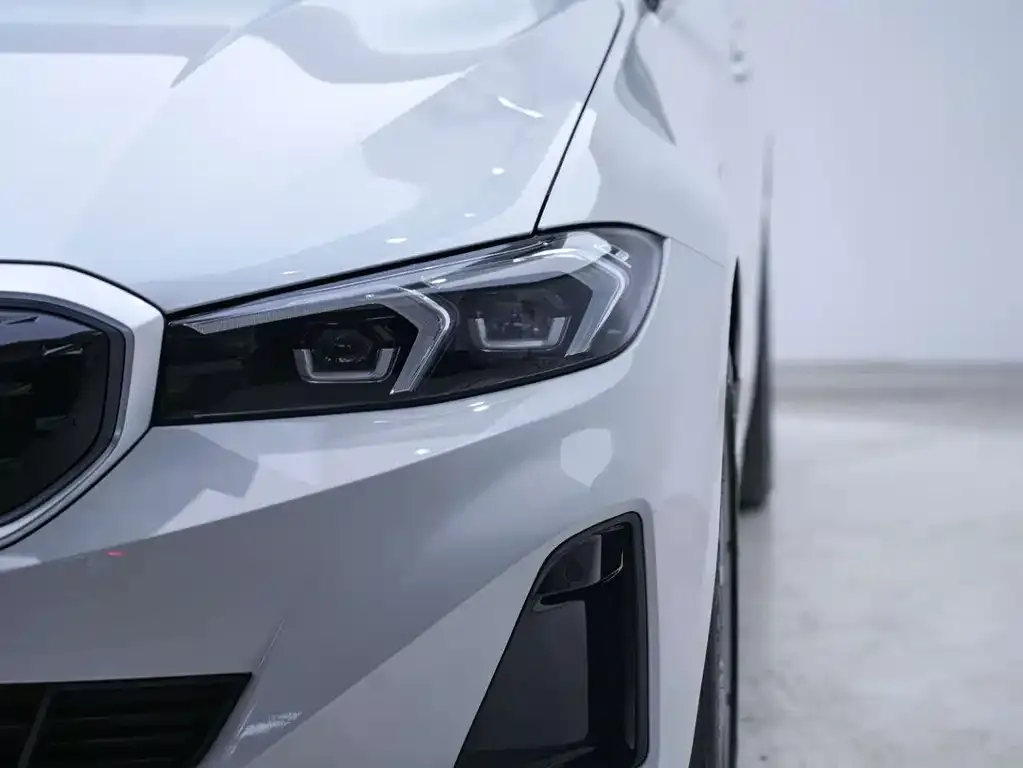 BMW i3 — фото 9