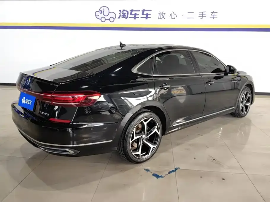 Volkswagen Passat — фото 6