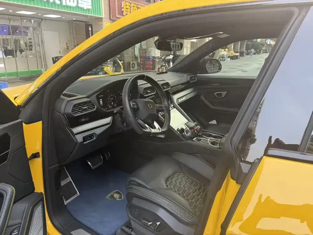 Lamborghini Urus — фото 4