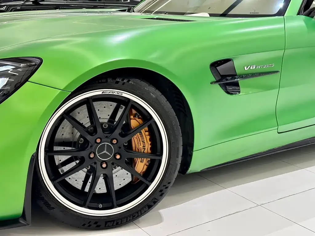 Mercedes-Benz AMG GT — фото 4