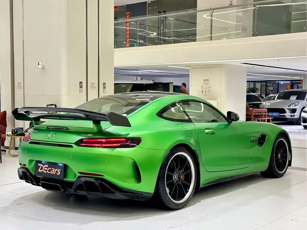 Mercedes-Benz AMG GT — фото 8