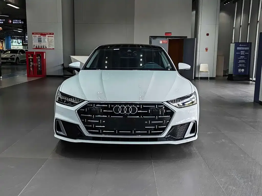 Audi A7L — фото 4