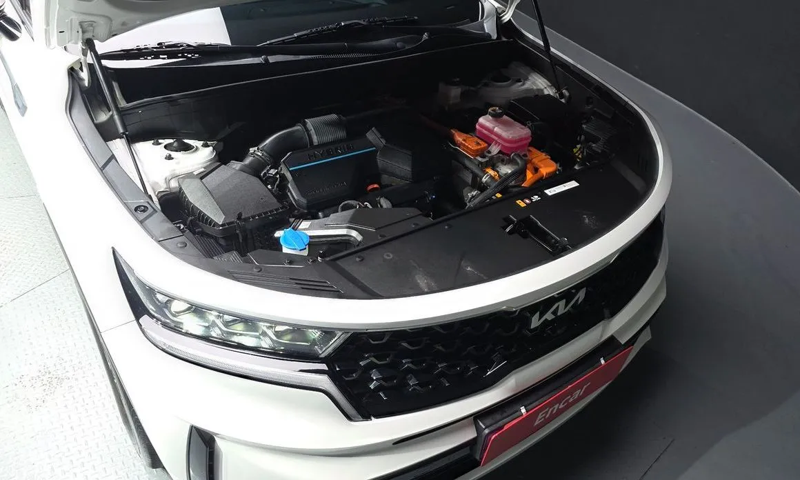Kia Sorento — фото 9