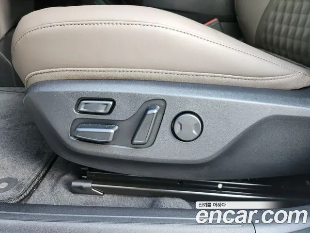 Kia EV4 — фото 9