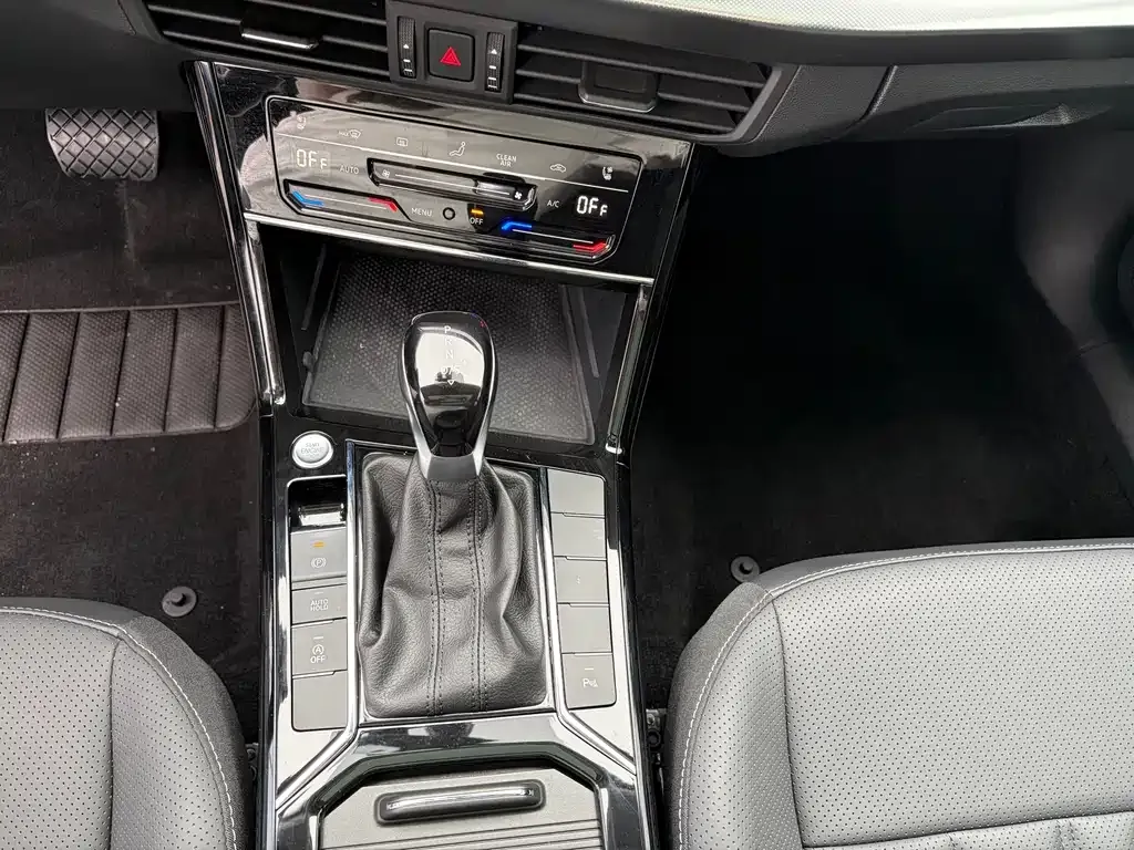 Volkswagen Passat — фото 3