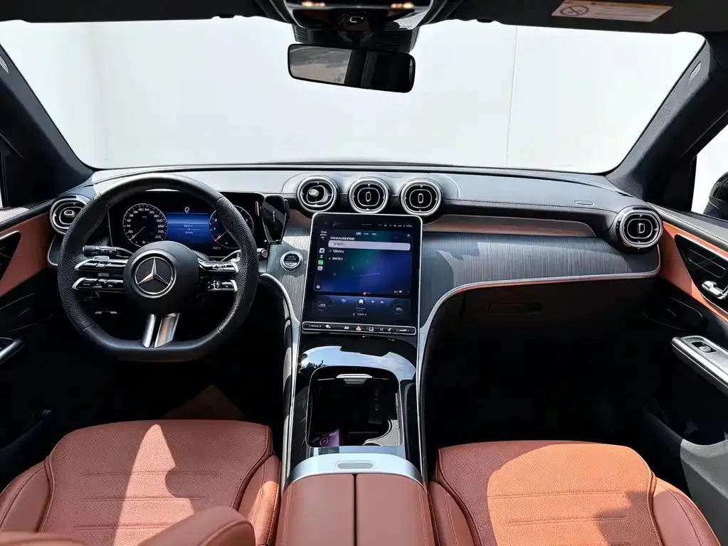 Mercedes-Benz GLC — фото 10