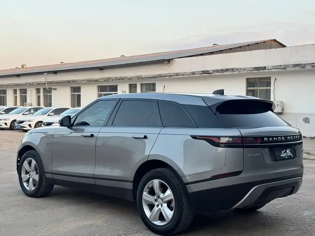 Land Rover Velar — фото 7