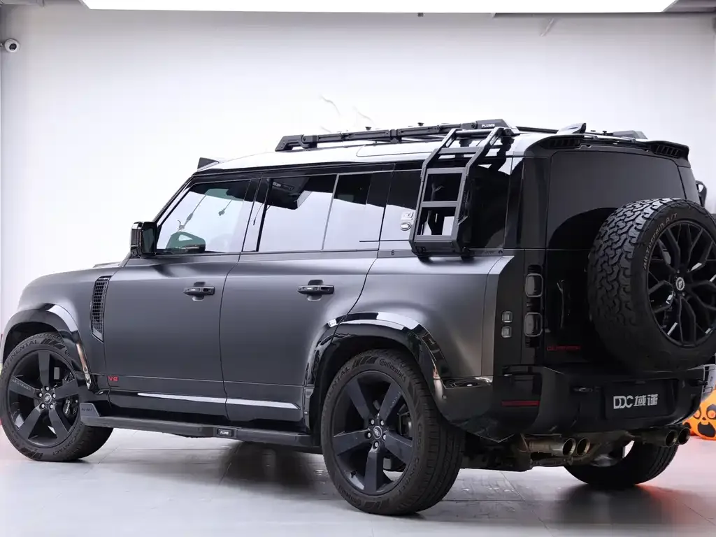 Land Rover Defender — фото 7