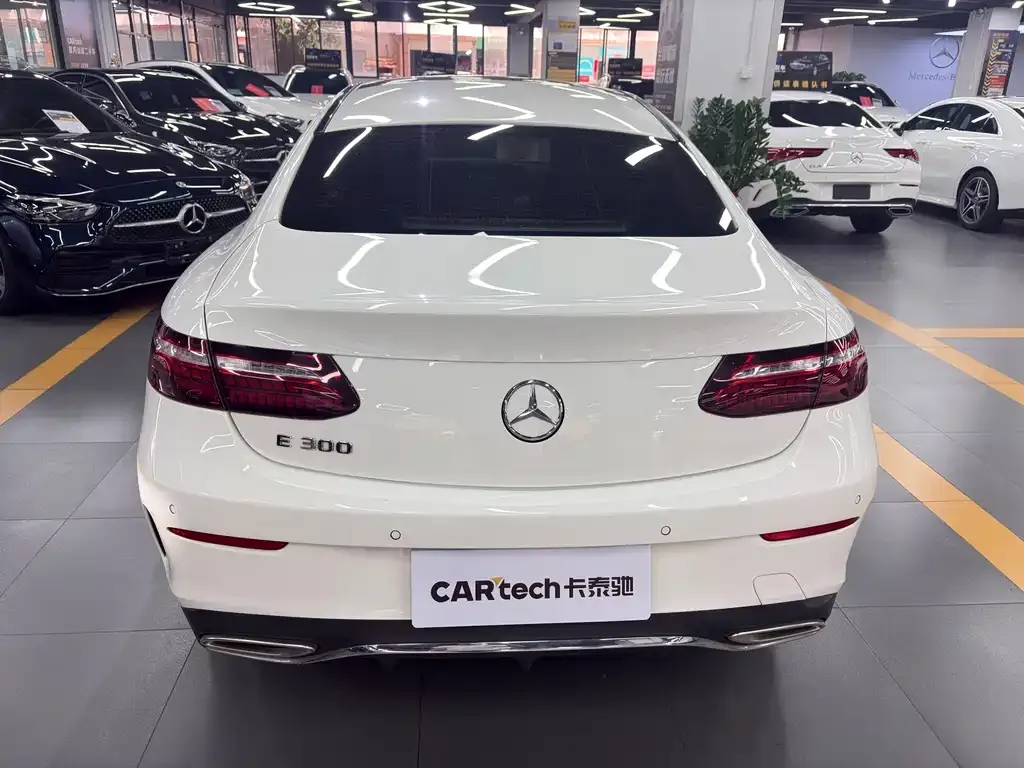 Mercedes-Benz E-Class (Import) — фото 2