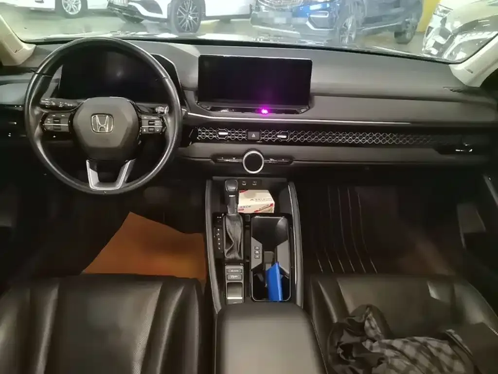 Honda Accord — фото 2