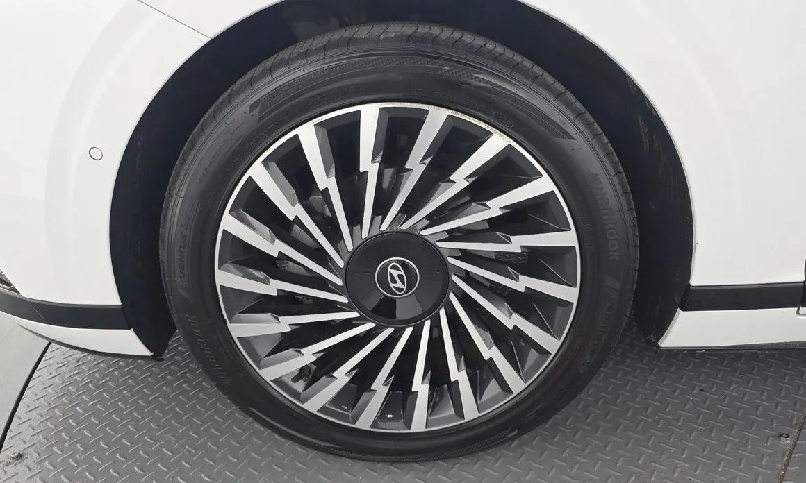 Hyundai Grandeur — фото 10