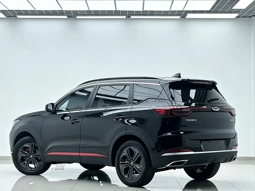 Chery Tiggo 7 — фото 10