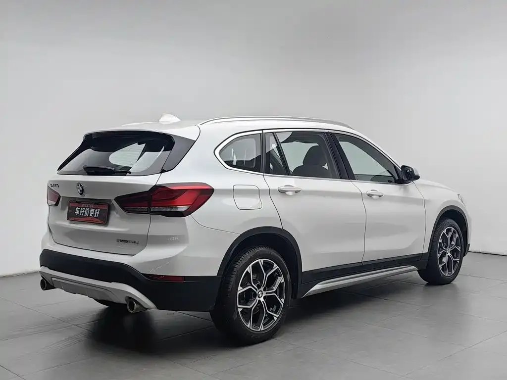 BMW X1 — фото 3