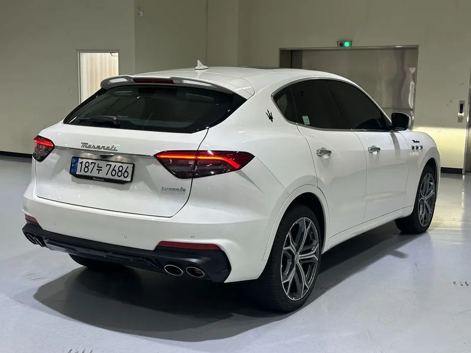 Maserati Levante — фото 6