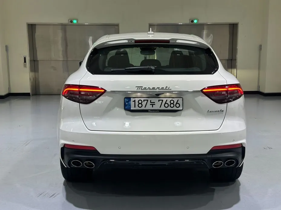 Maserati Levante — фото 2