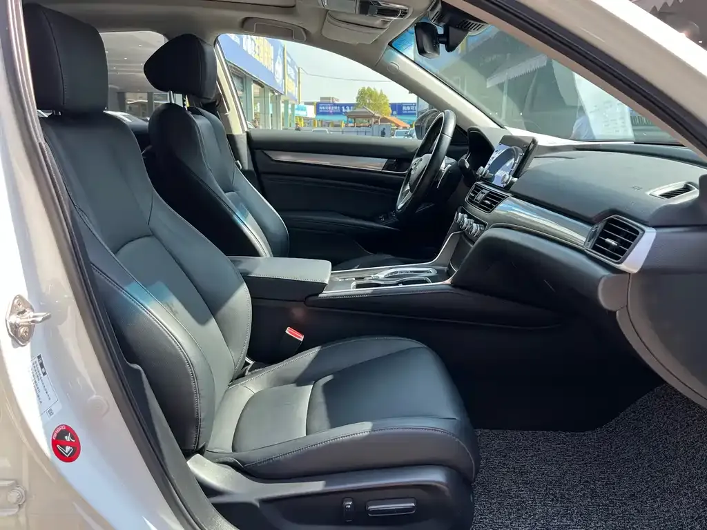 Honda Accord — фото 2