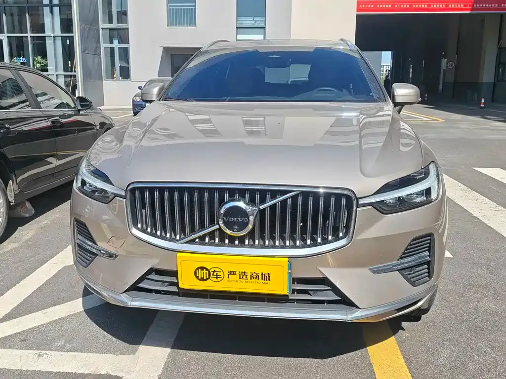 Volvo XC60 — фото 2
