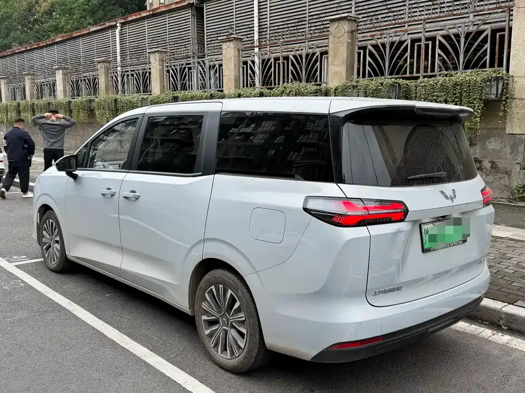 Wuling Xingguang 730 New Energy — фото 7