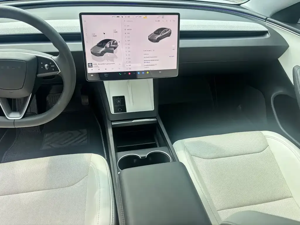 Tesla Model 3 — фото 8