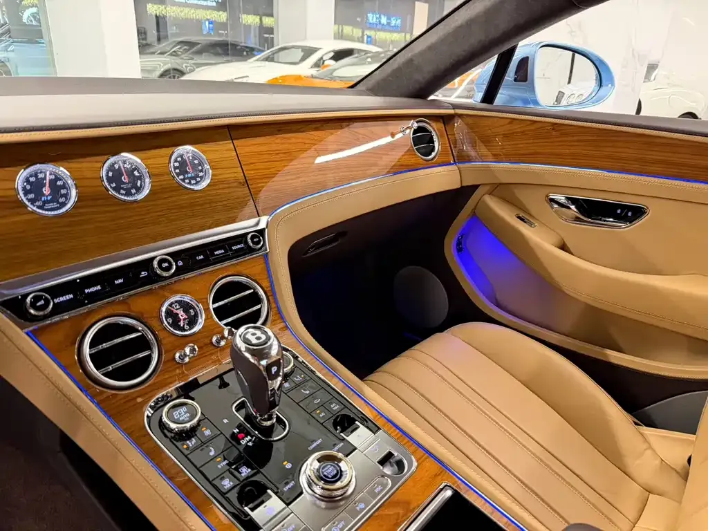 Bentley Continental — фото 9