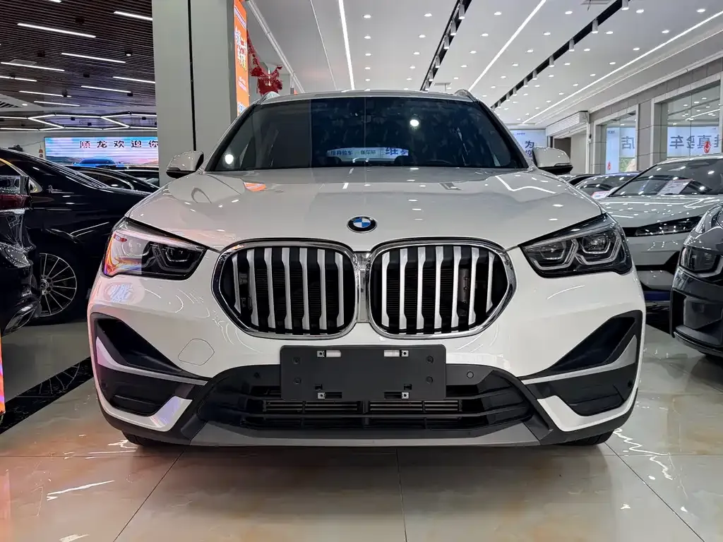 BMW X1 — фото 6