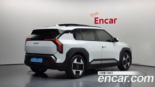 Kia EV3 — фото 3