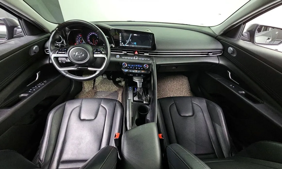 Hyundai AVANTE — фото 3