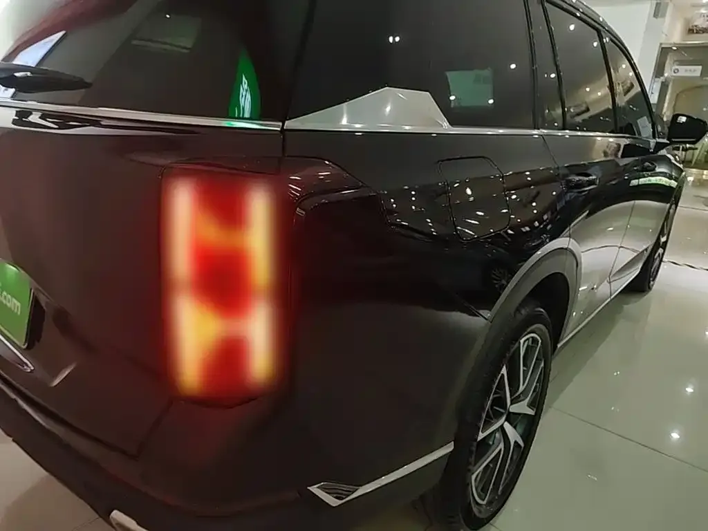 GAC Motor Trumpchi GS8 — фото 10
