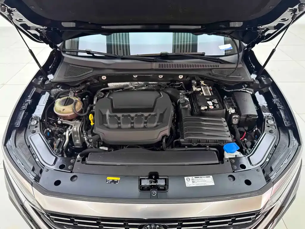 Volkswagen Passat — фото 5