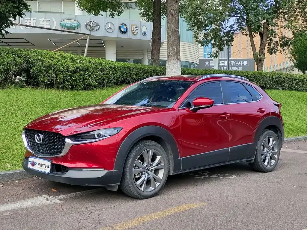 Mazda CX-30 — фото 1