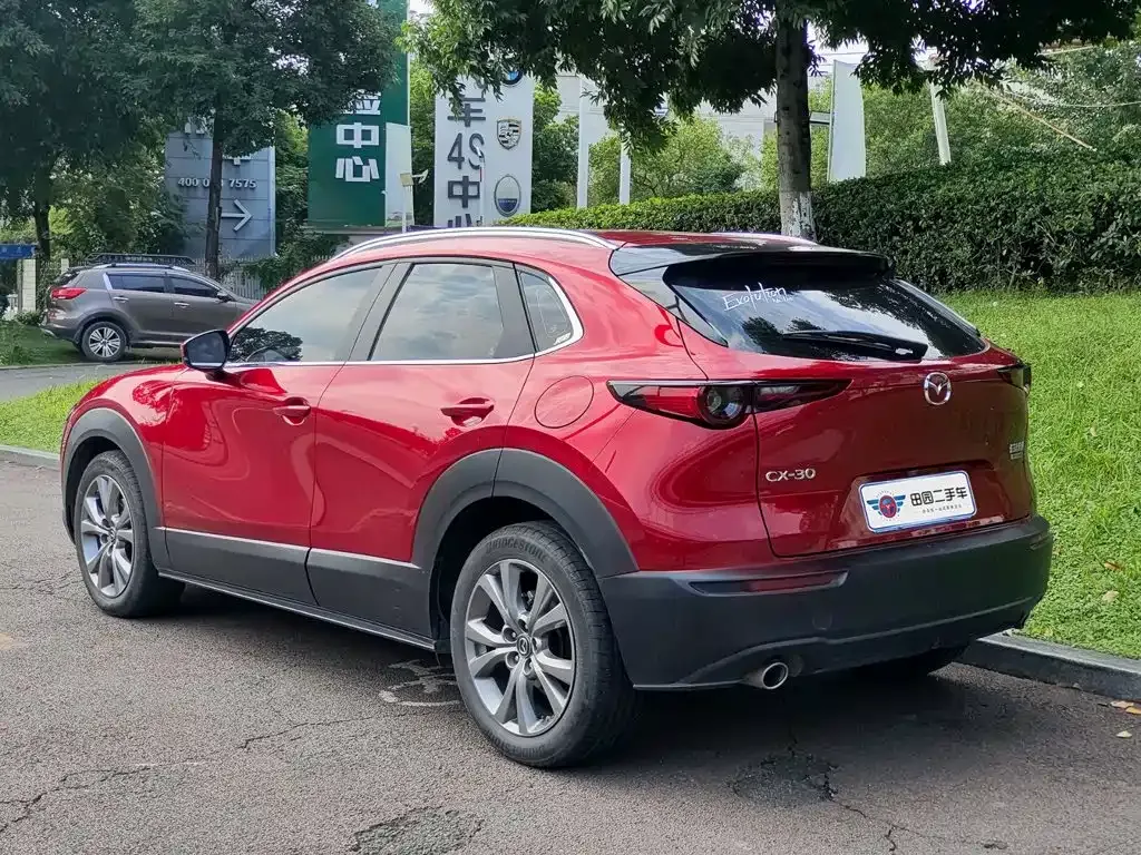 Mazda CX-30 — фото 10