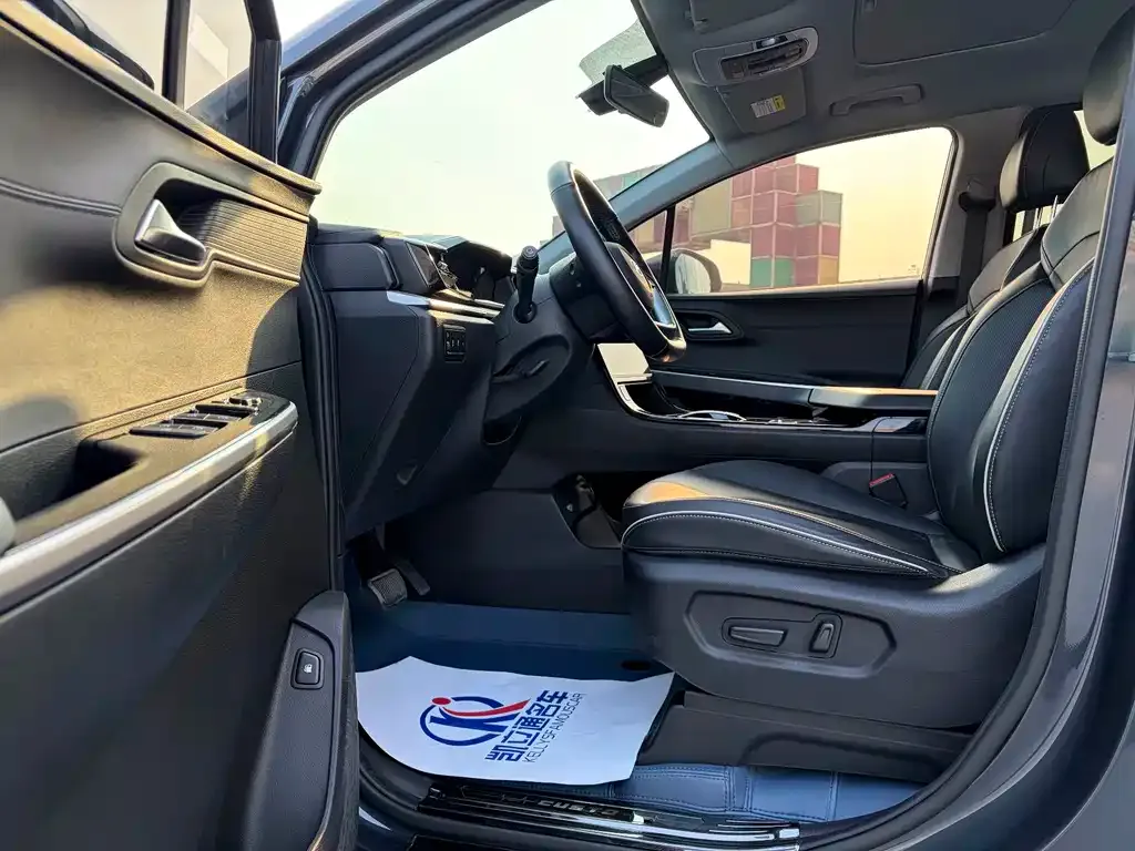 Hyundai Custo — фото 6