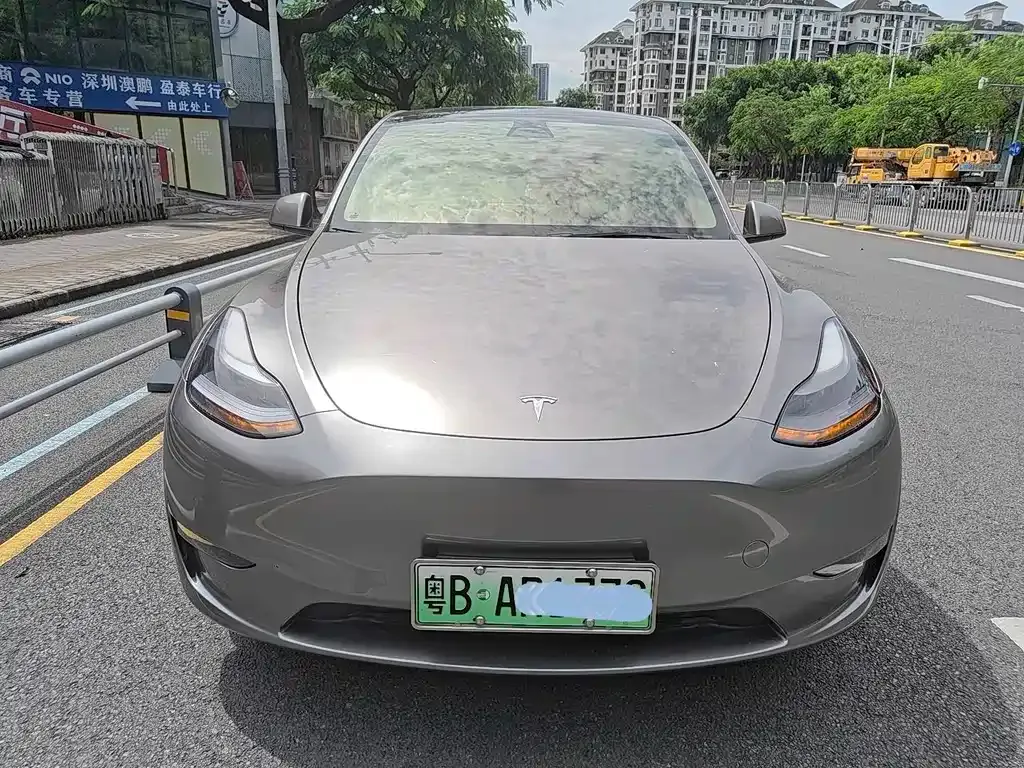 Tesla Model Y — фото 7