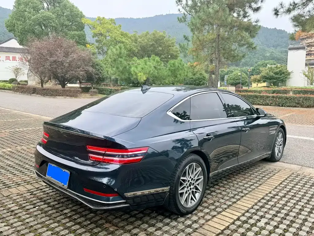 Genesis G80 — фото 9