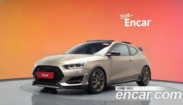 Hyundai Veloster — фото 1