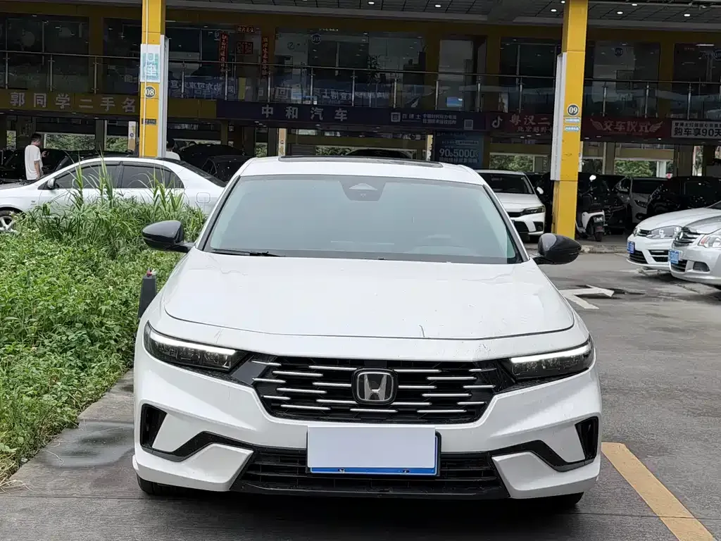 Honda Accord — фото 3