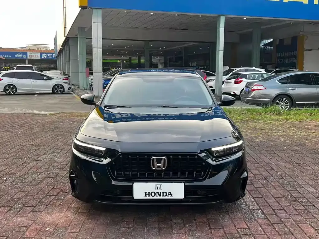 Honda Inspire — фото 8