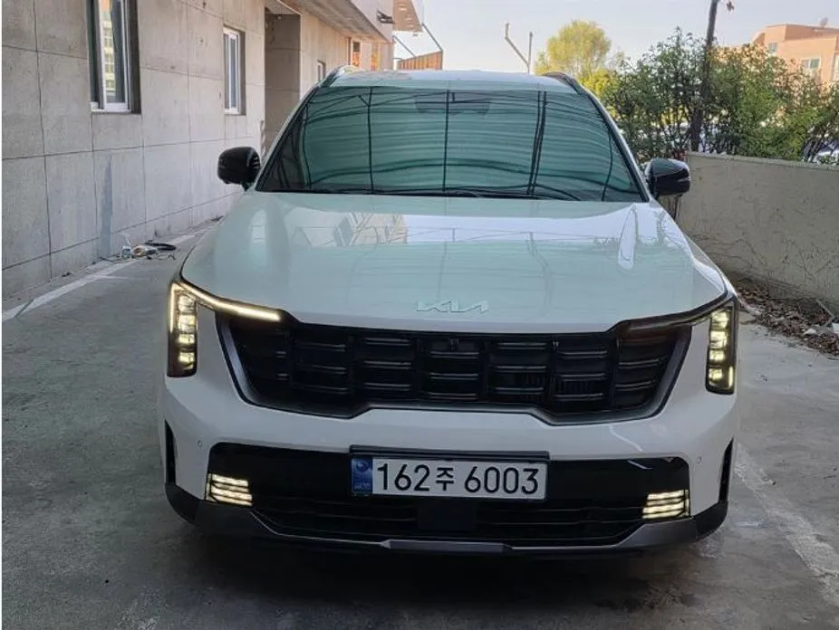 Kia Sorento — фото 1