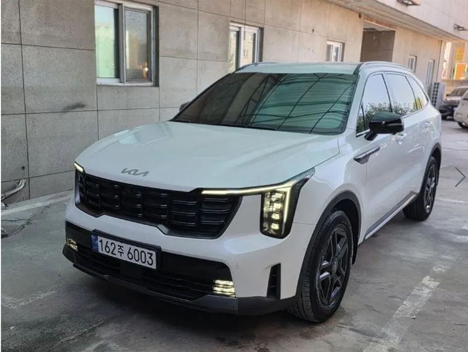 Kia Sorento — фото 5
