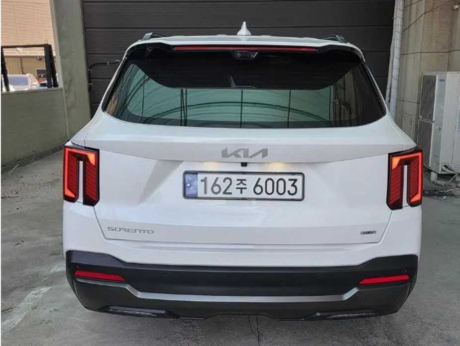 Kia Sorento — фото 4