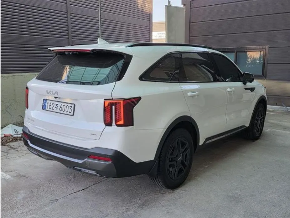 Kia Sorento — фото 6