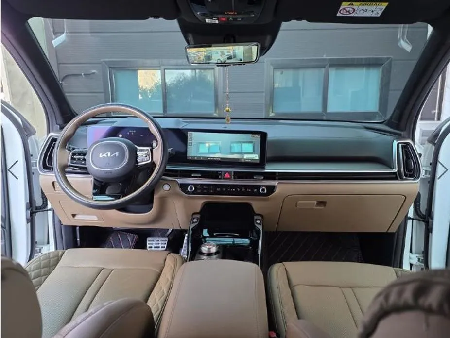 Kia Sorento — фото 8