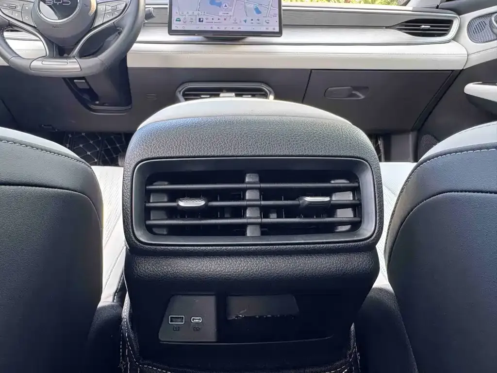BYD Seal 05 DM-i — фото 2