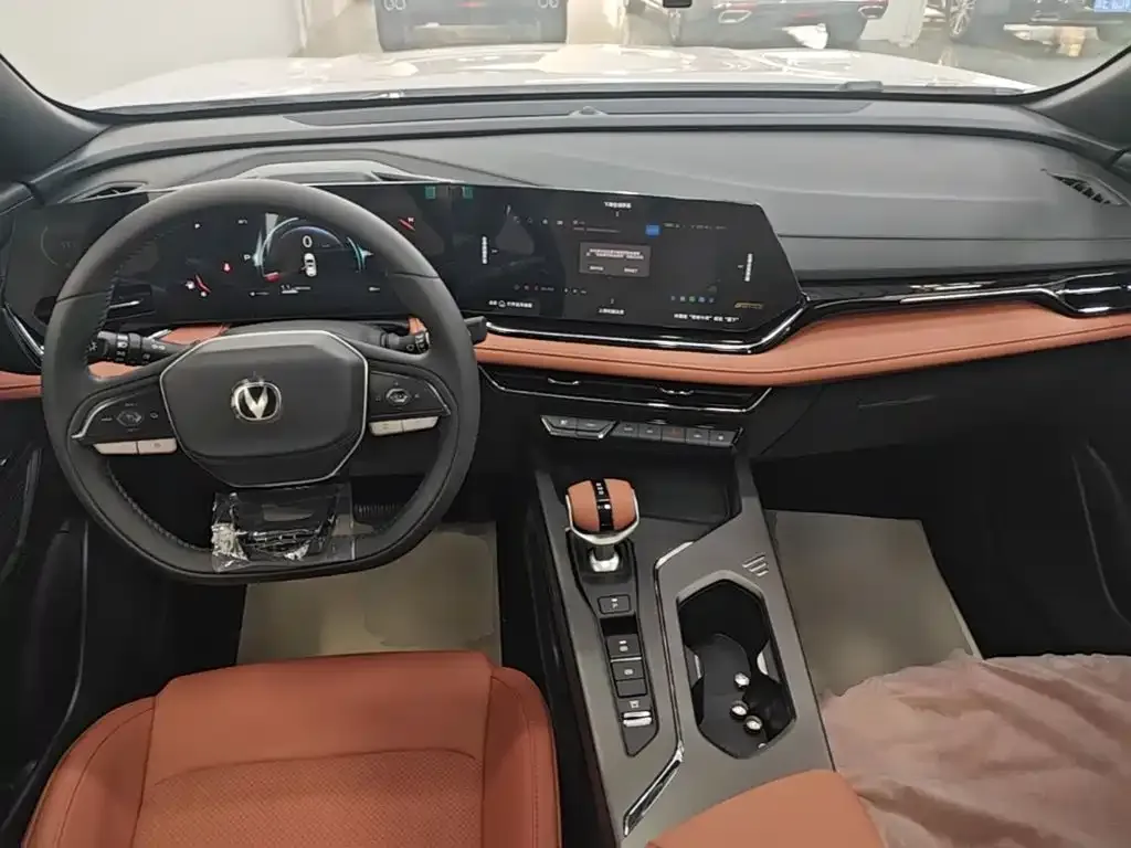 Changan X5 PLUS — фото 7