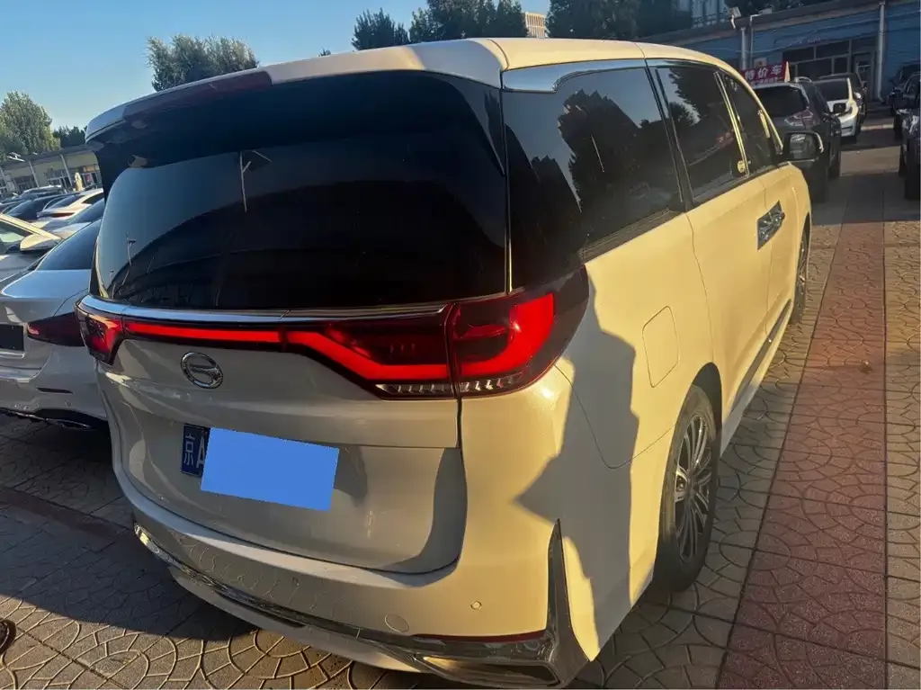 GAC Motor Trumpchi M8 — фото 4