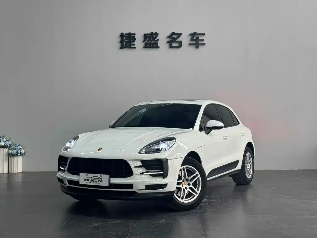 Porsche Macan — фото 1