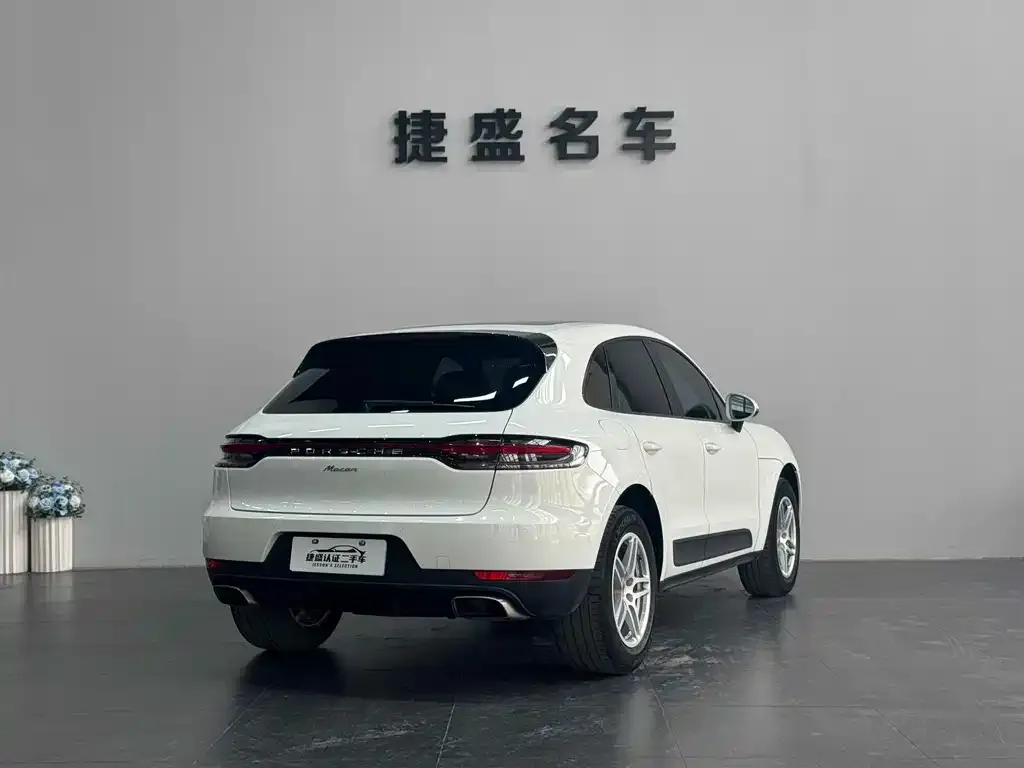 Porsche Macan — фото 8