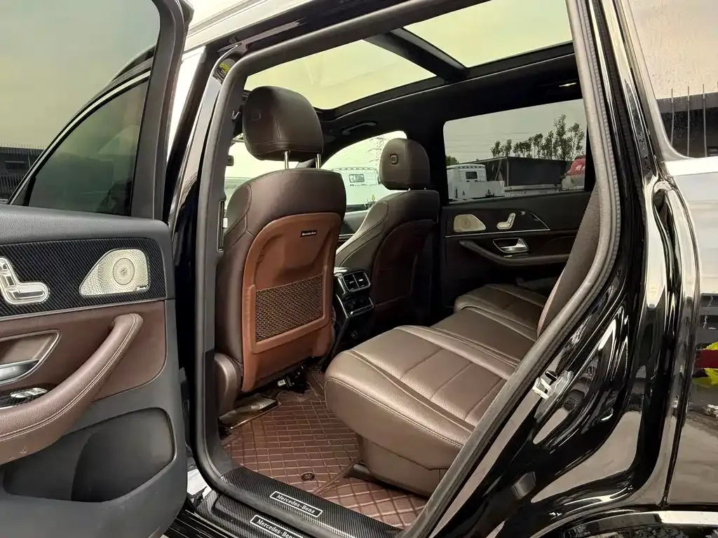 Mercedes-Benz GLS — фото 4